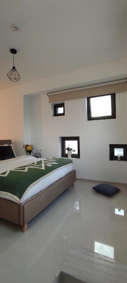 Ezith Luxury Apartments Iraklion Buitenkant foto